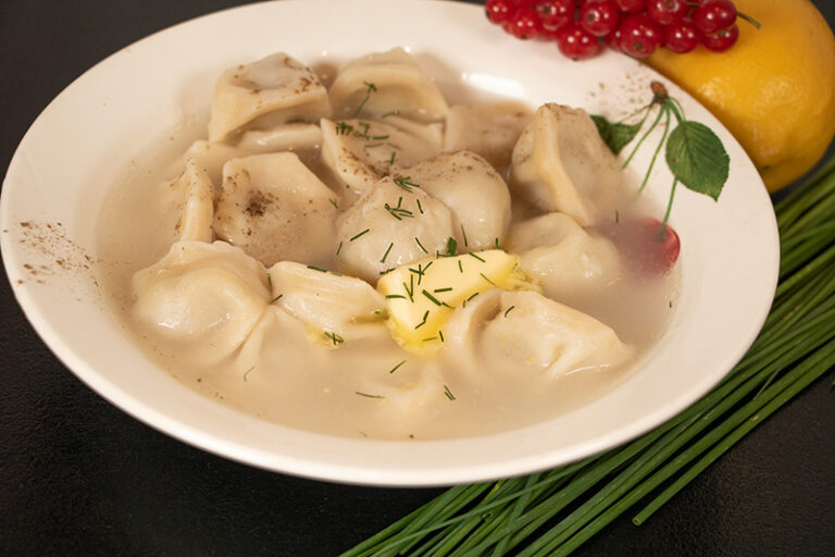 Pelmeni Rezept - originale russische Teigtaschen