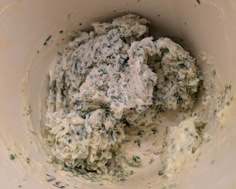 Hühnchen Kiew / Kiewer Kotelett - gelingsicheres Rezept
